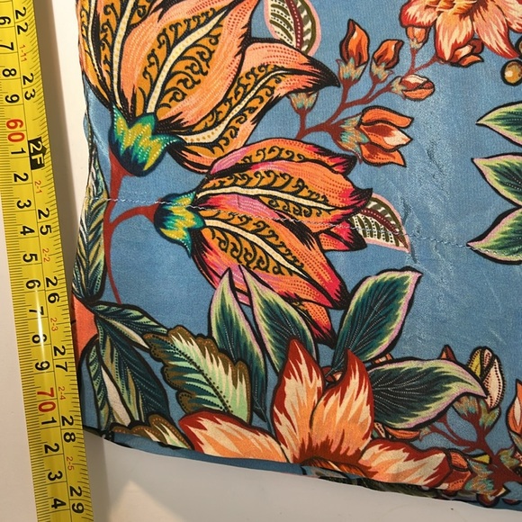 NWT SOLD OUT Anthropologie FARM Rio Wonderful Bouquet Pants Floral Resort M - Picture 9 of 13